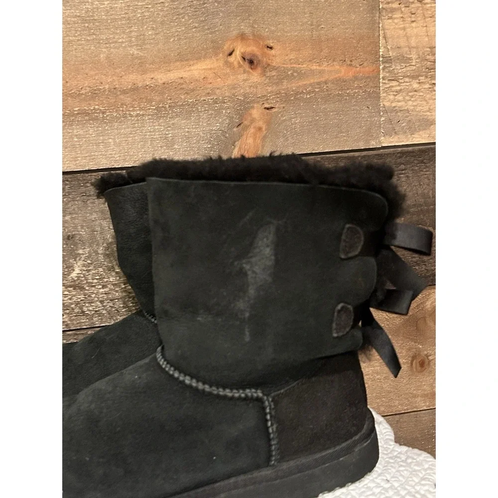 UGG‎ Bailey Bow Black Kids Women's/Girls Suede  Boots 3280Y BLK SZ 6